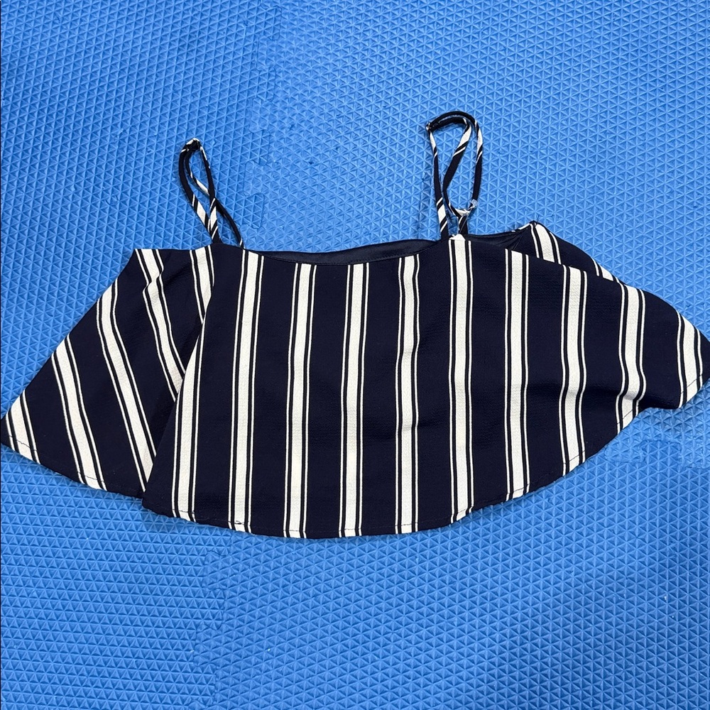 Windsor NWT Navy and White Striped Flowy Top